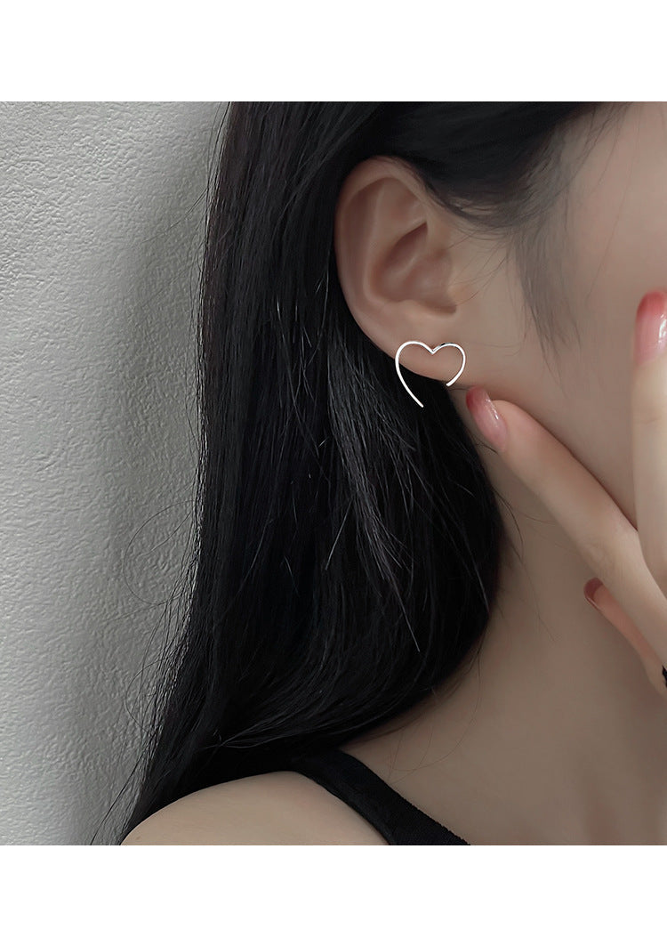 Love heart earrings - Silver