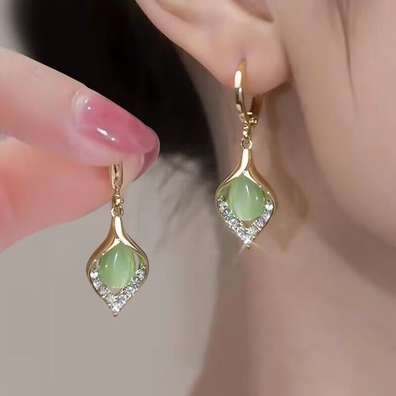Retro Korean Cat’s Eye Earrings – Green