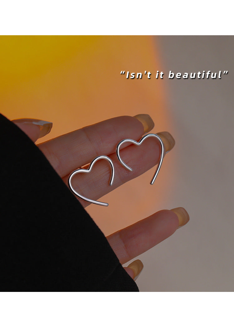 Love heart earrings - Silver