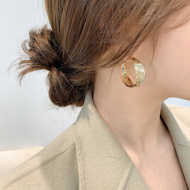 Twisted Ring Earrings – Golden