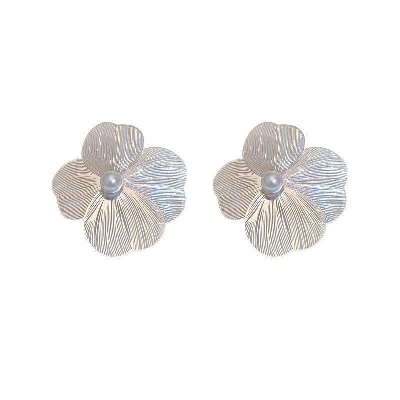 Korean simple metal flower earring - Silver