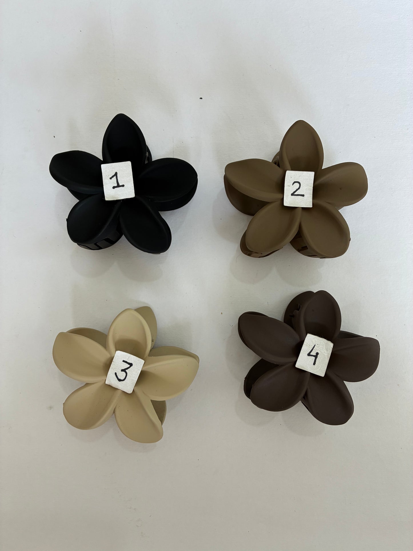 Floral Matte Hair Clutchers