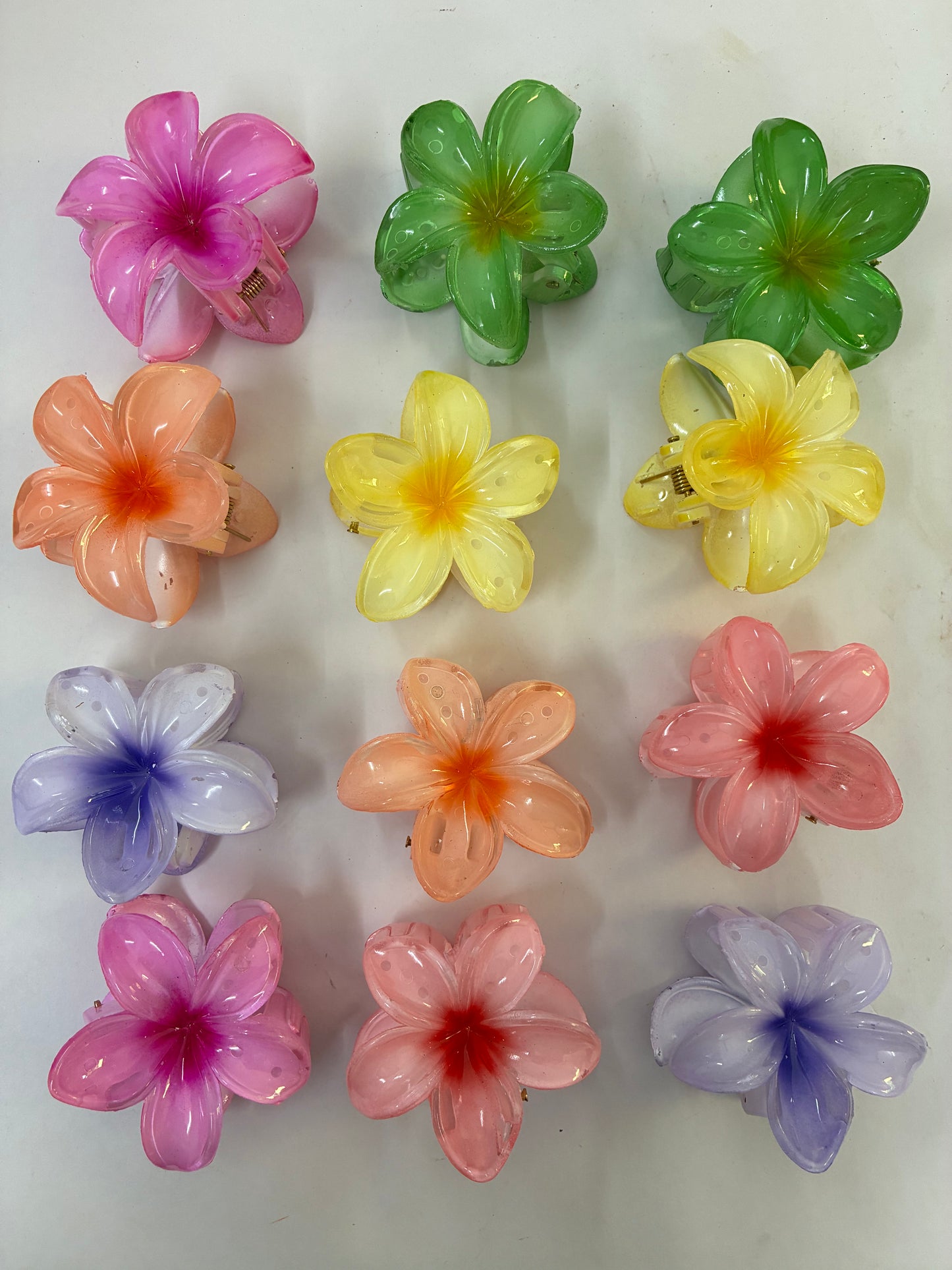 Pinteresty Floral Claw