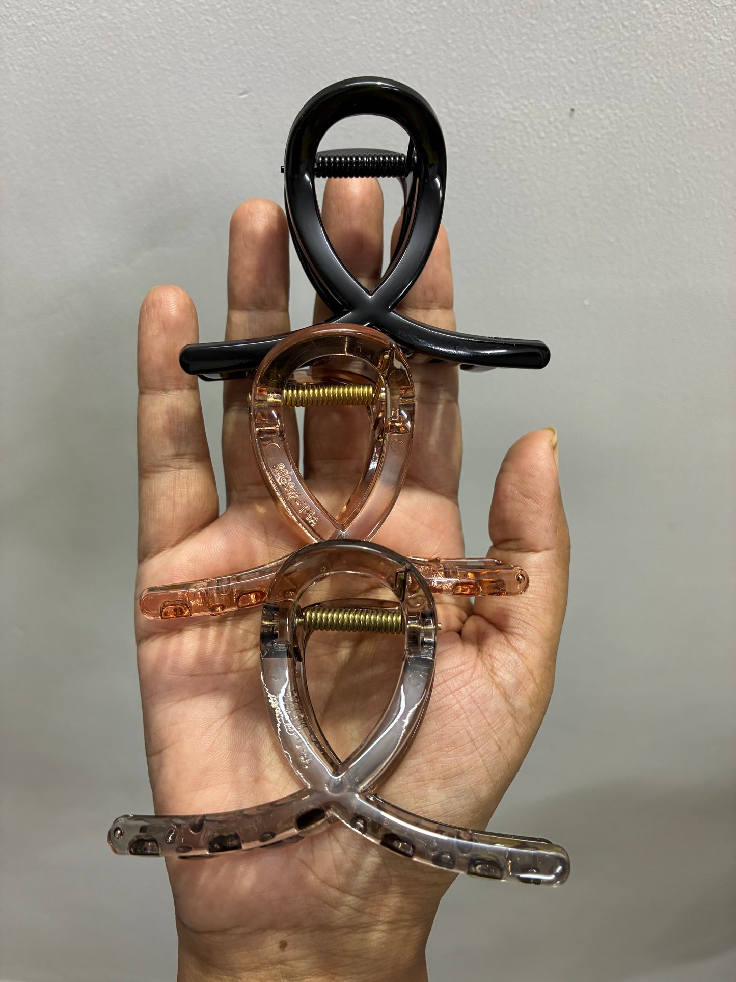 Pretty Hair Clutchers