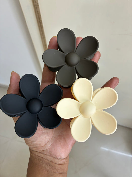 Sun Flower Clutchers