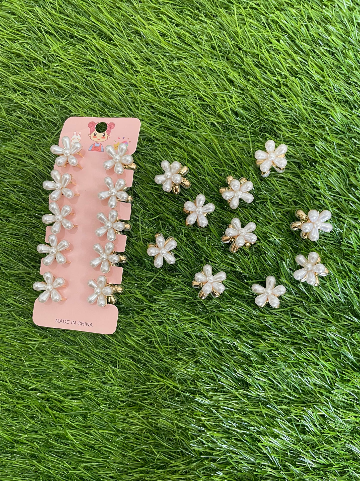 Pearl Mini Hair Clutchers