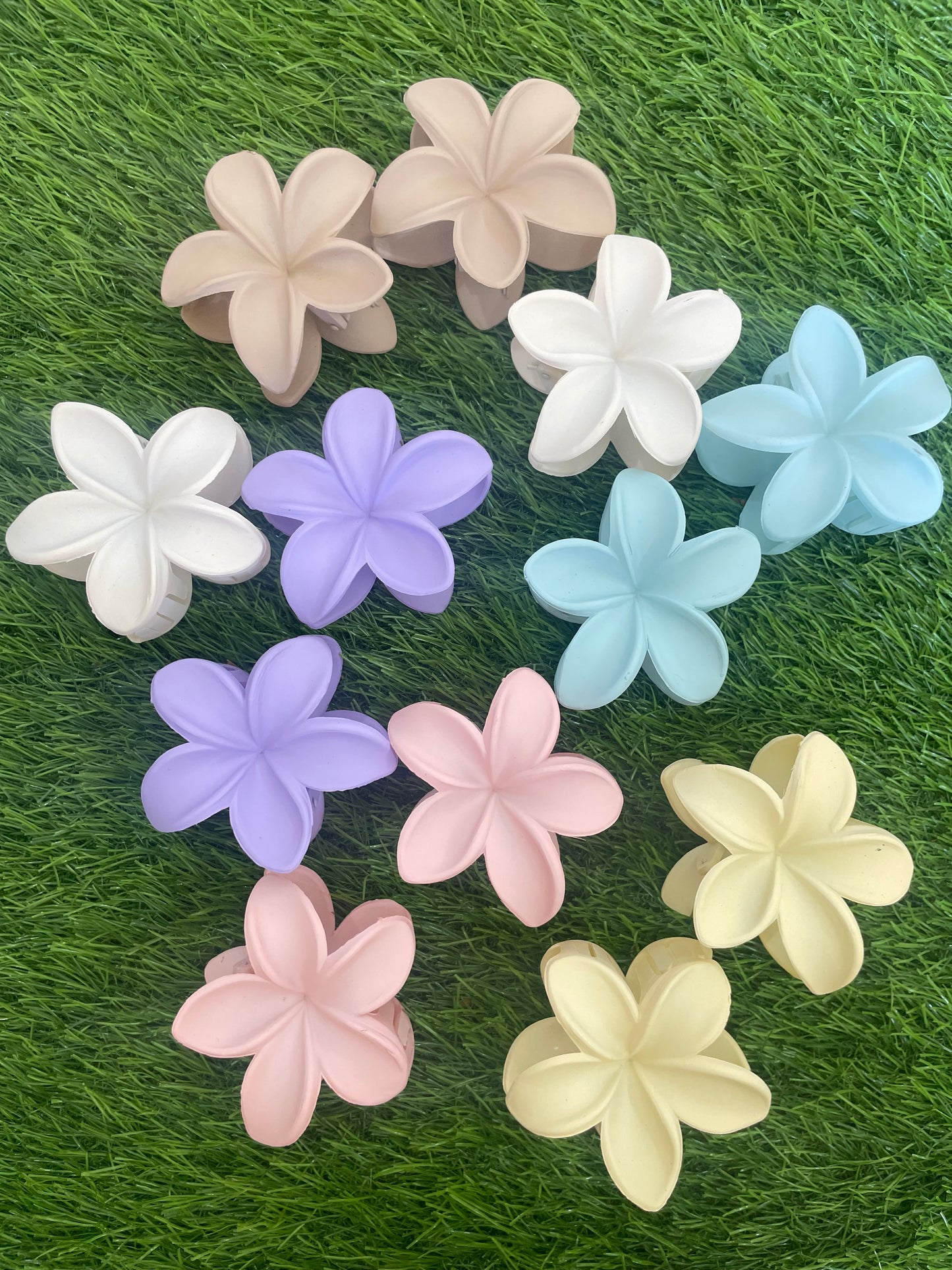 Floral Matte Hair Clutchers