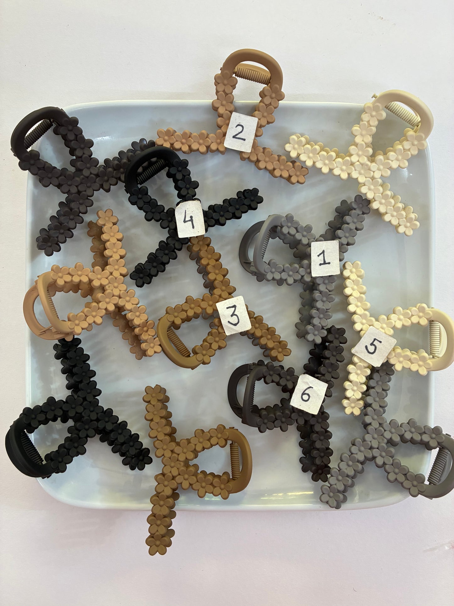 Floral Matte Hair Clutchers