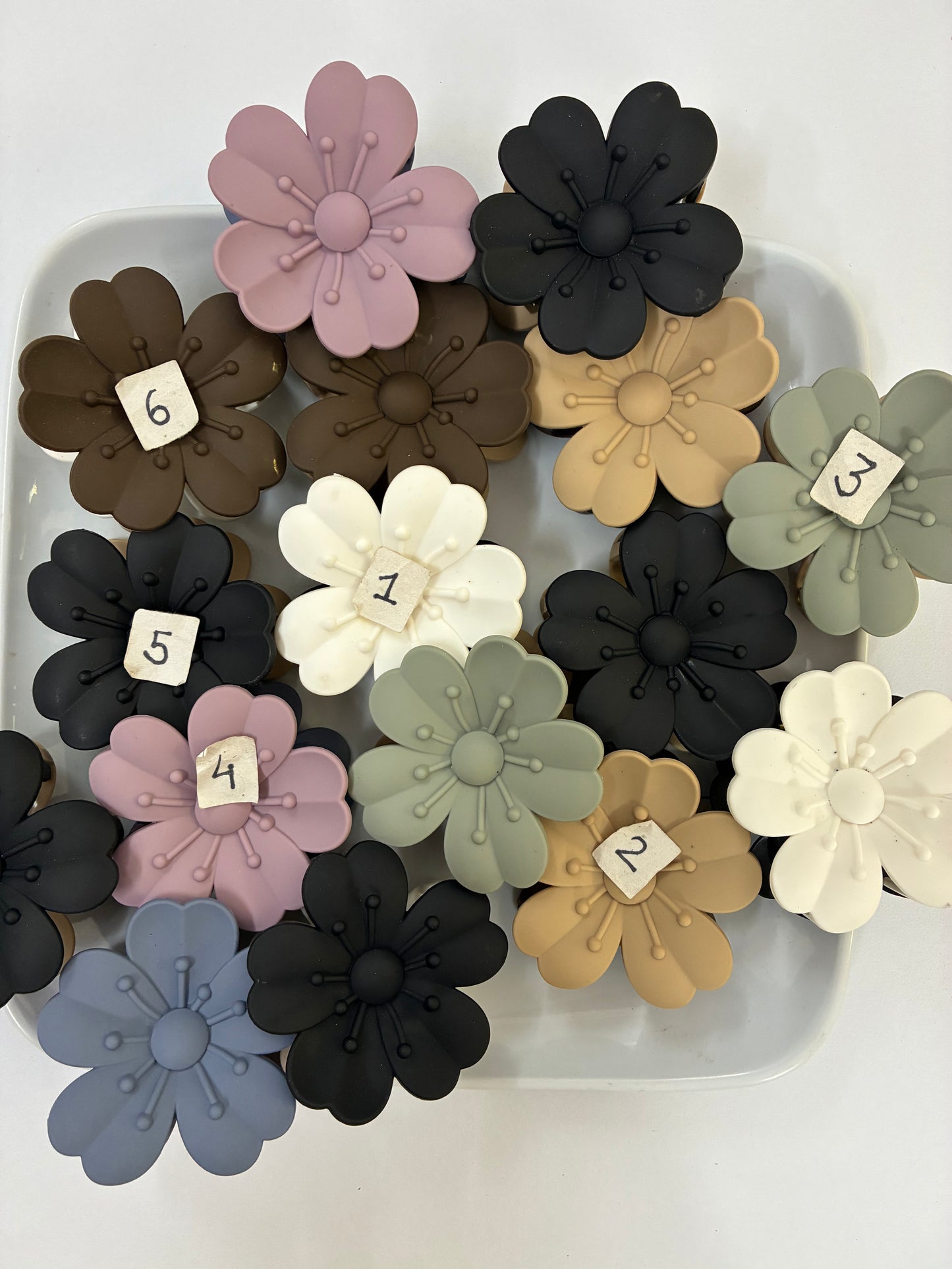 Dual Colour Rose Hair Clutchers