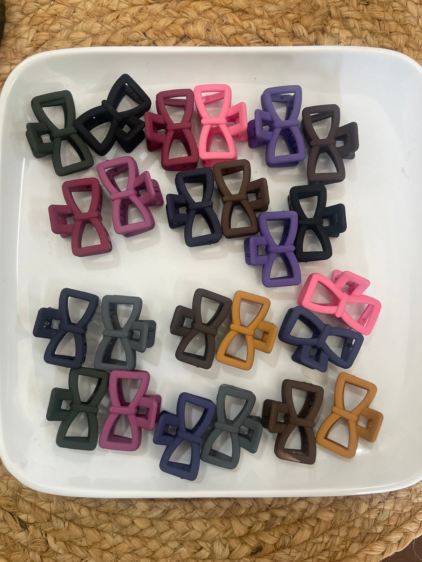 Matte Bow Hair Clutchers