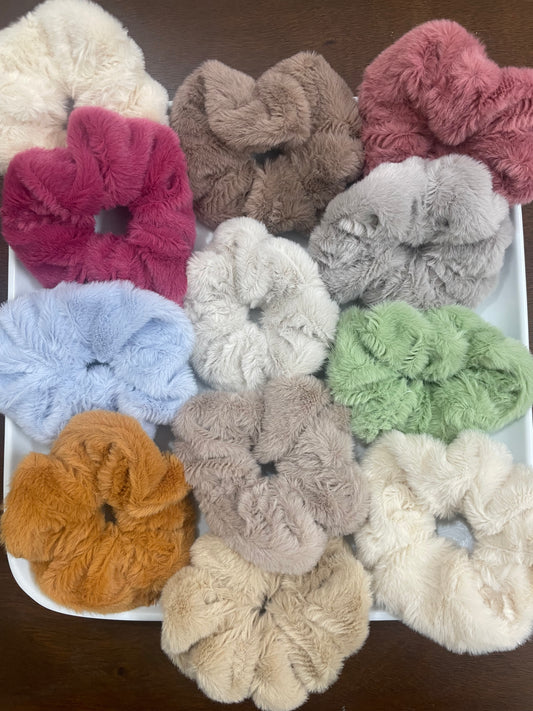 Premium Velvet Scrunchie